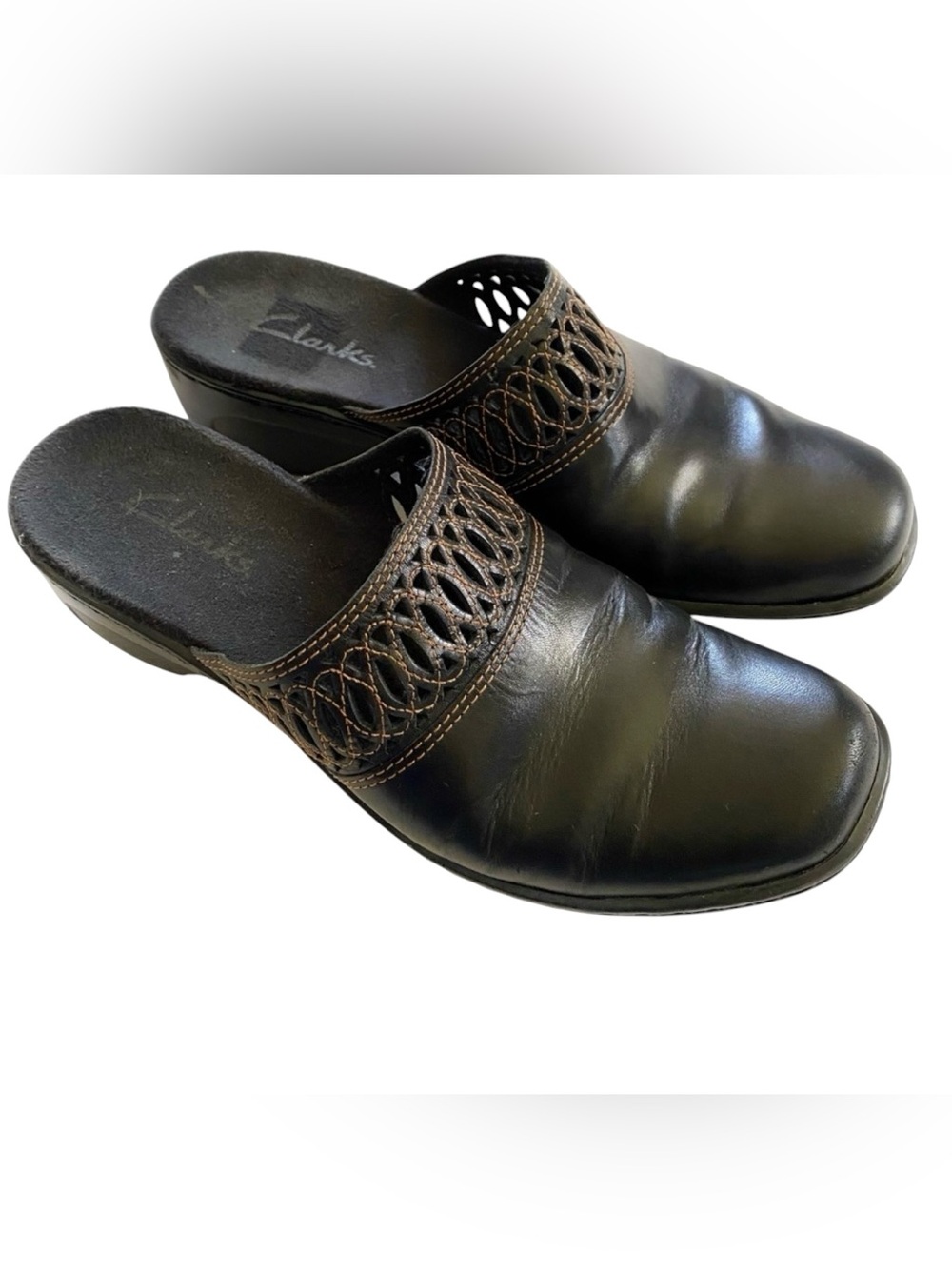 Clarks Black Leather Slip-On Loafers with Decorative Brown Stitching Size 8